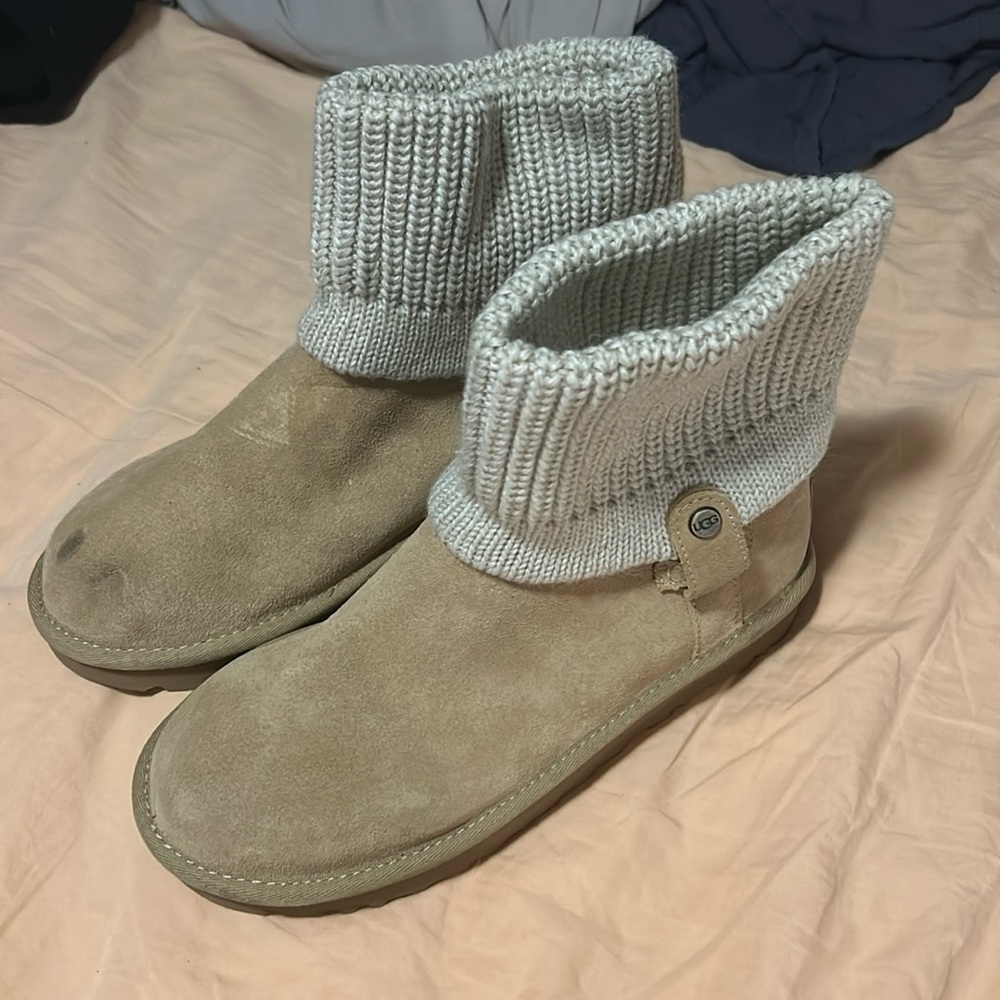 Beige Ugg Sweater Foldover Boots - 8